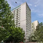 Warsaw City Center Apartment