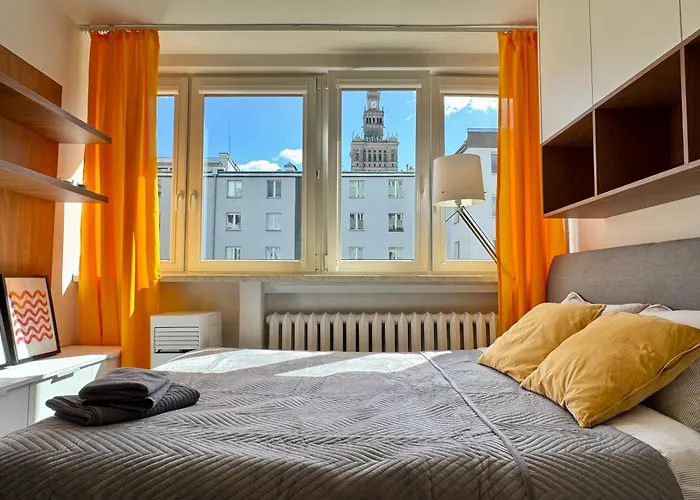 Warsaw City Center Apartment